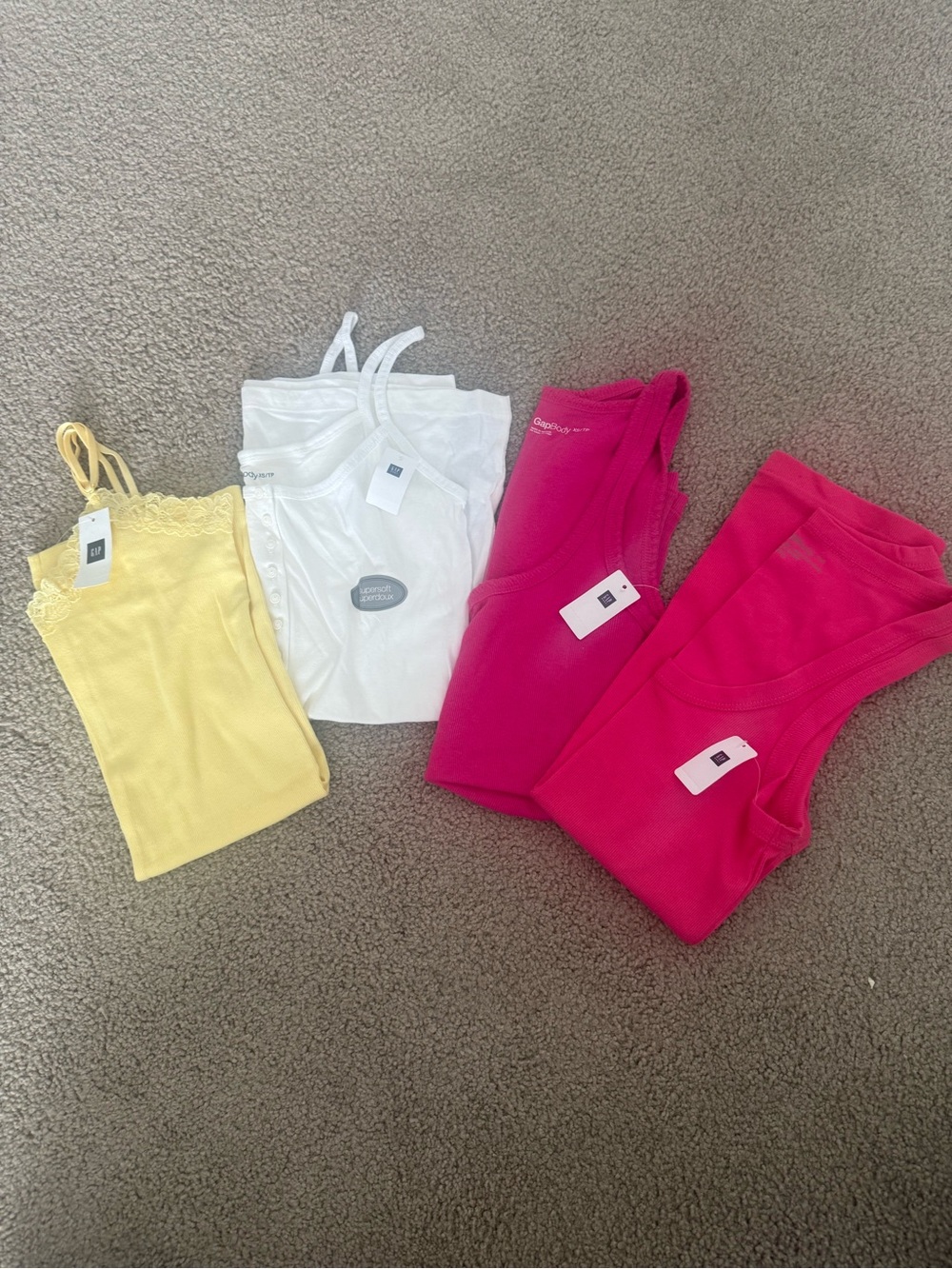 Gap Tank Top Bundle